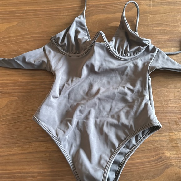Gooseberry One Piece Swim BNWT - Picture 3 of 4